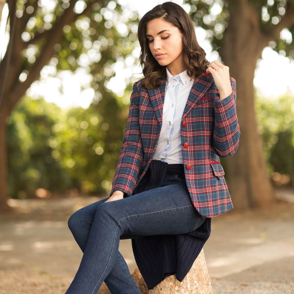 ¿Cómo combinar la ropa de moda de mujer? Claves para acertar