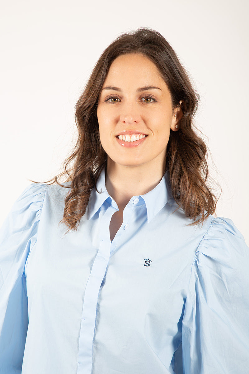 Light blue puffed blouse