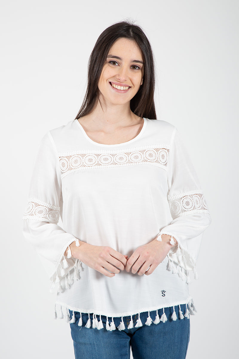 Trimming blouse
