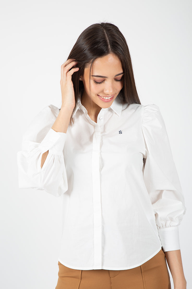 White puffed blouse
