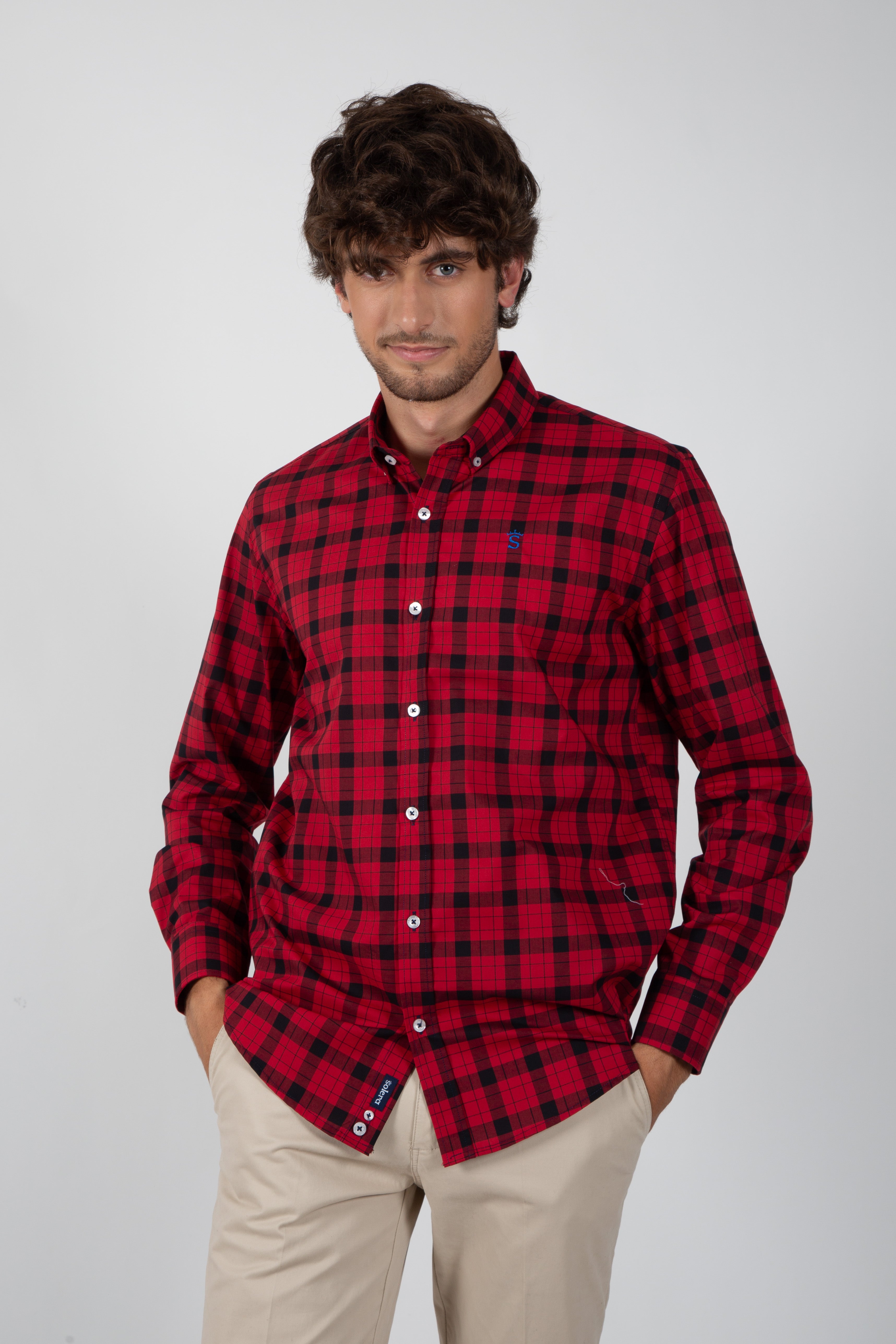 Chemise à carreaux rouge