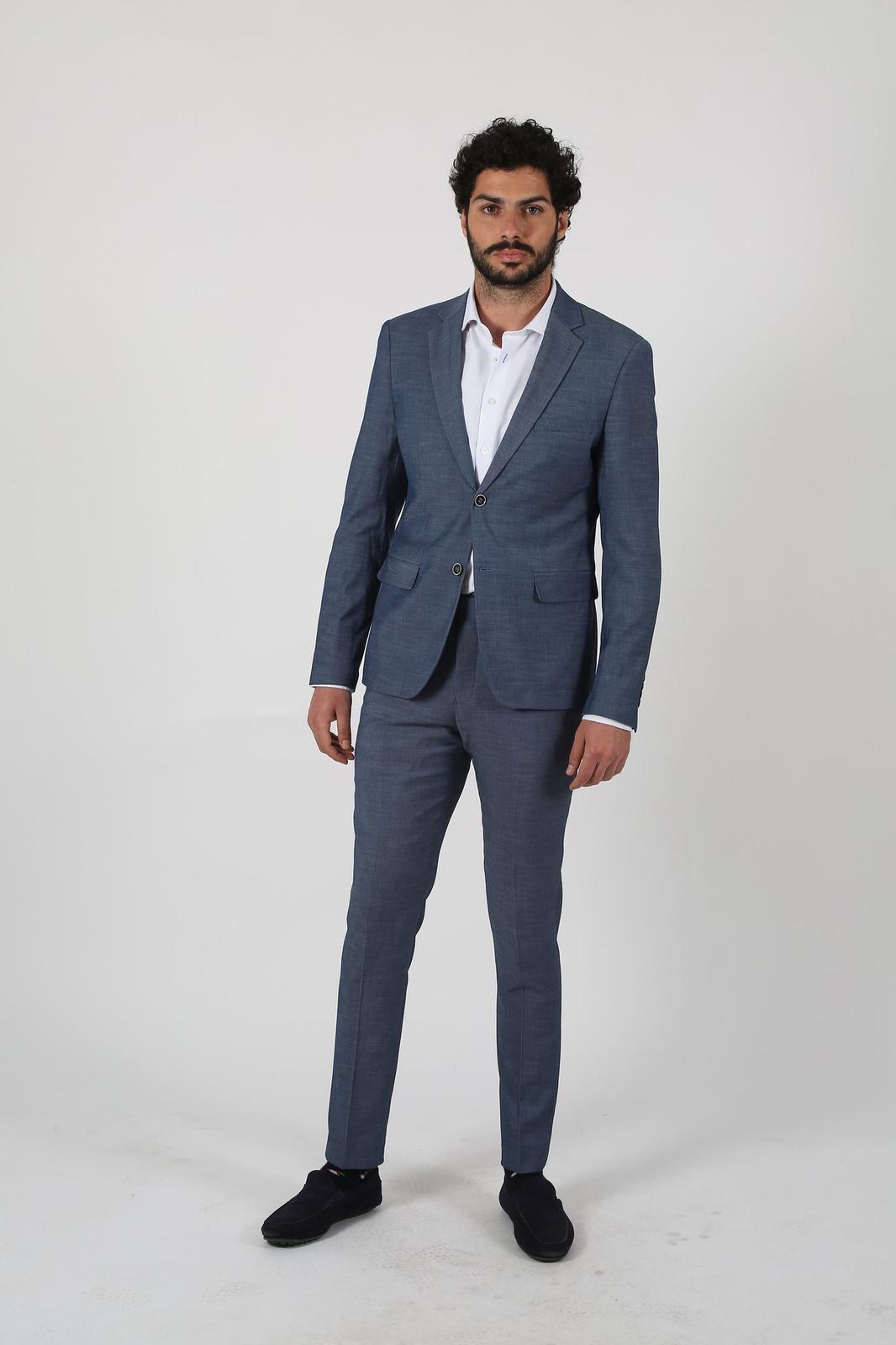 Traje Azul