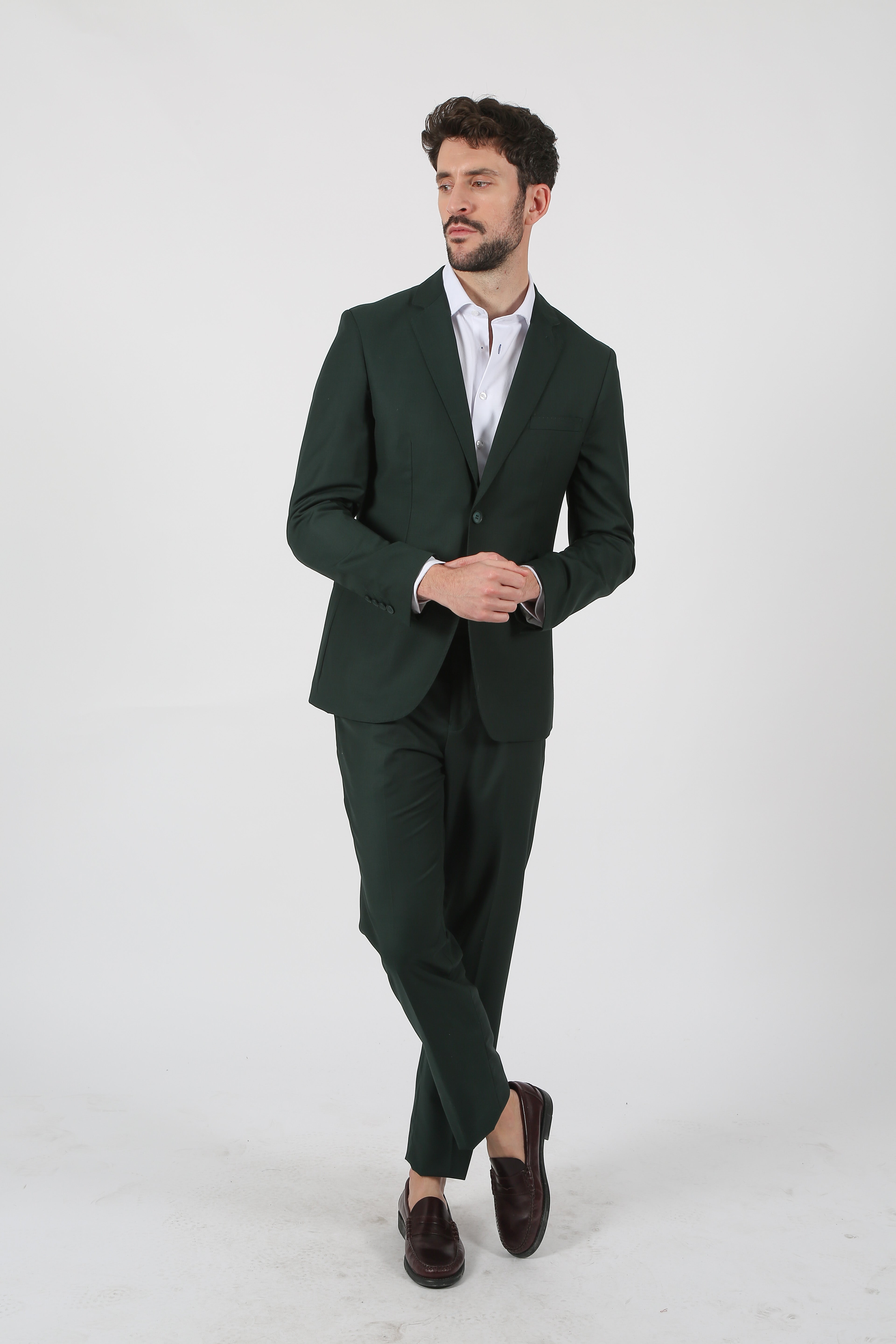Traje VERDE