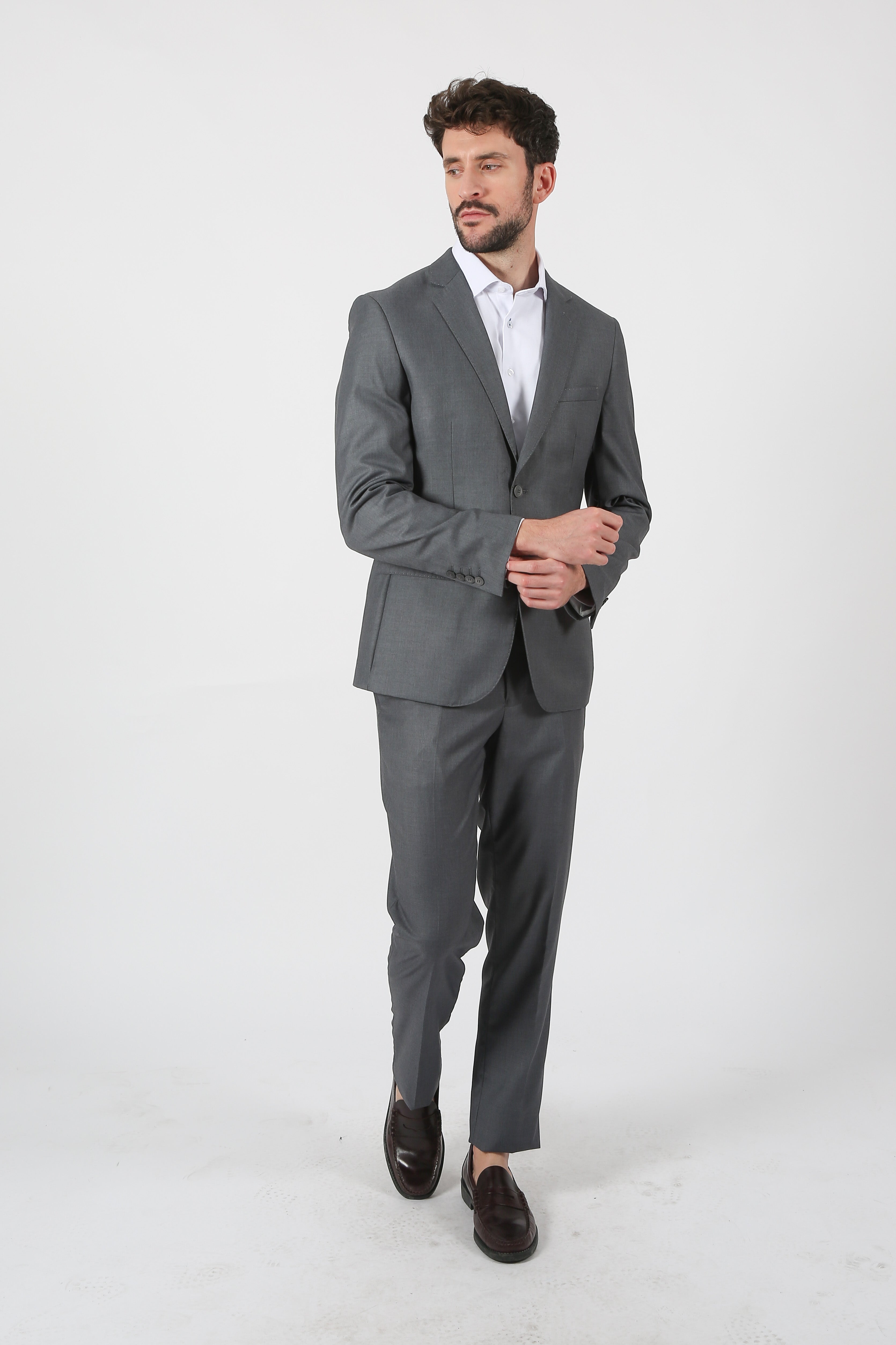 Traje Gris