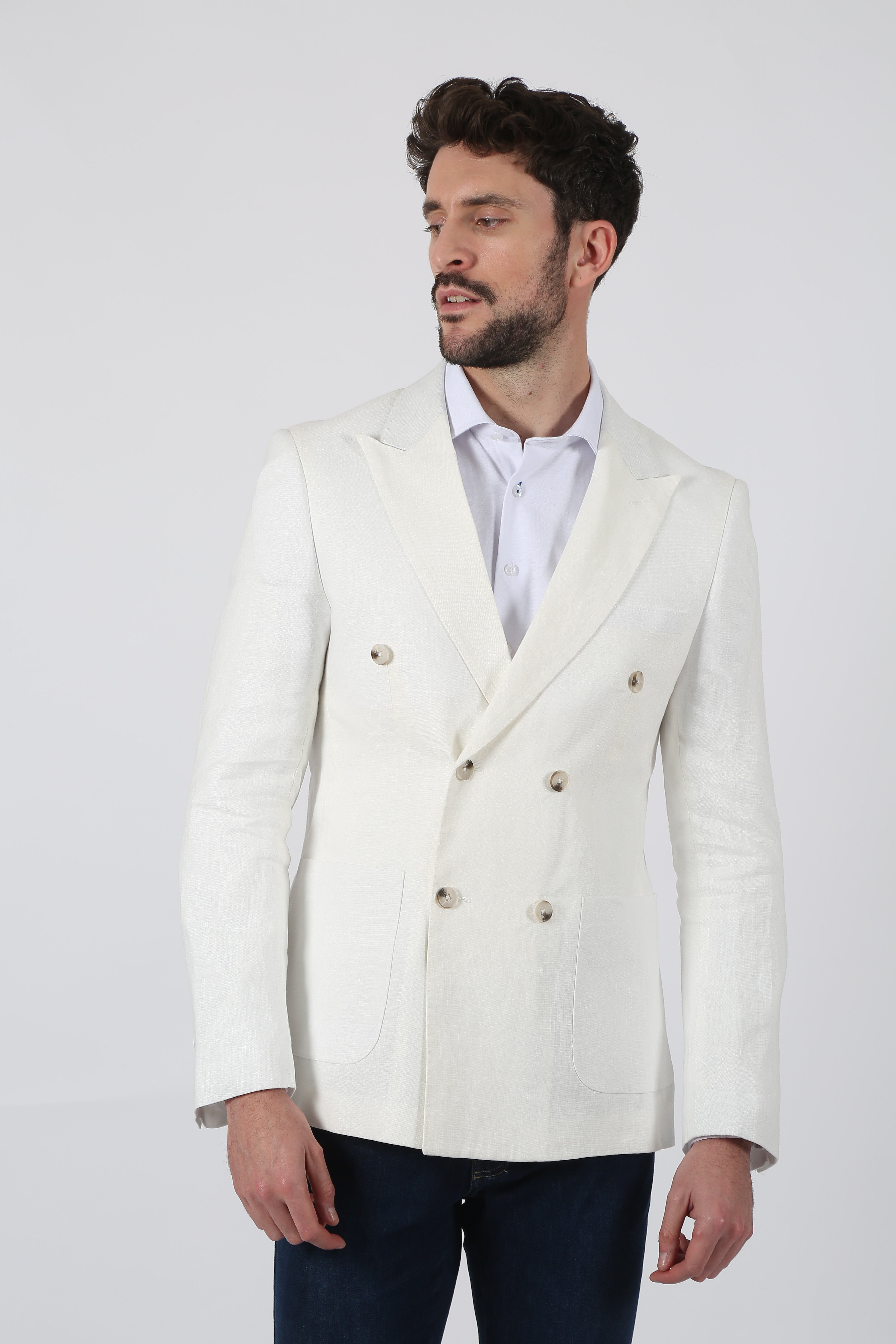 White double-breasted linen blazer