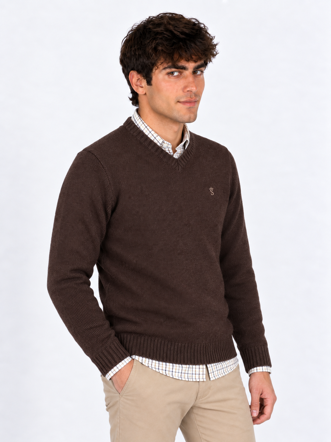 Jersey Marron Cuello Pico