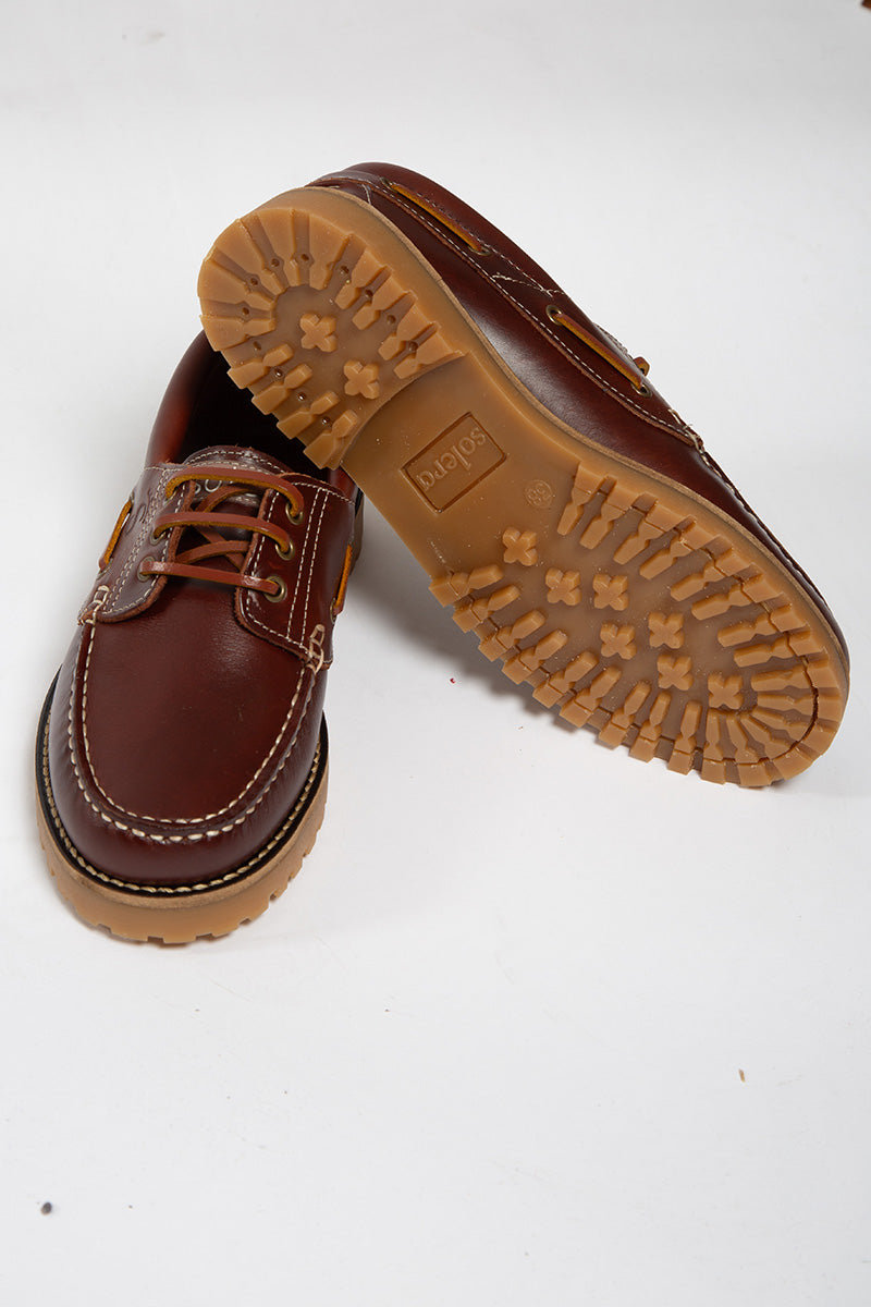 Women's leather boat shoe