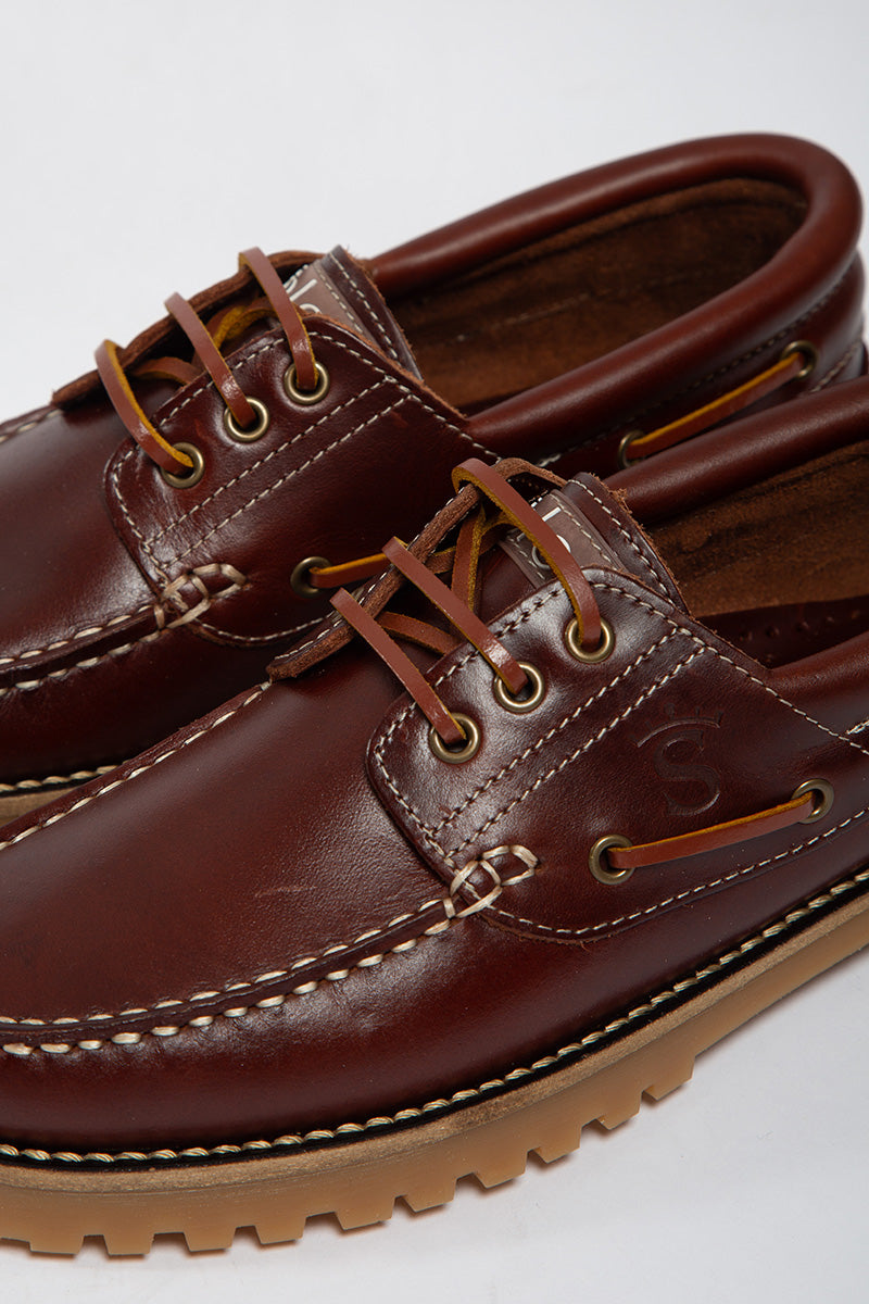 Women's leather boat shoe