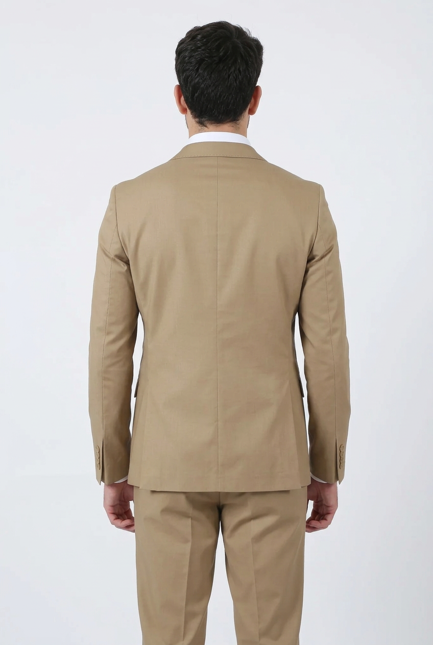 Traje Tostado