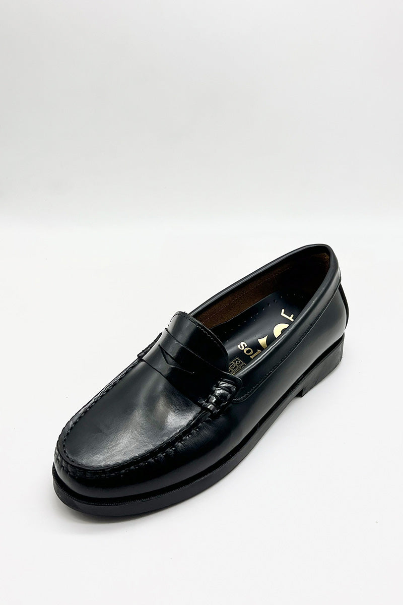 Mocasin Negro