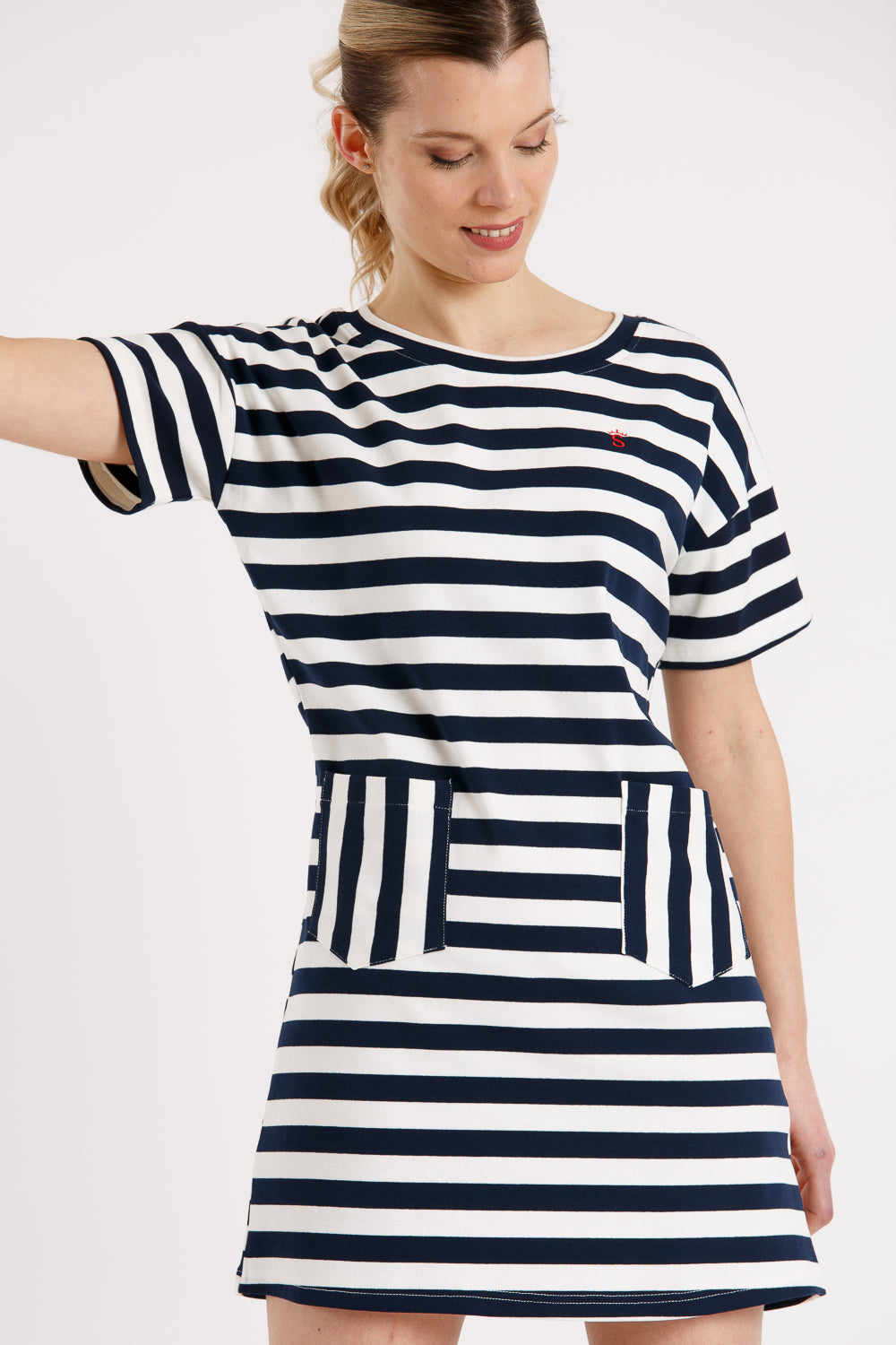 Vestido listrado marinho
