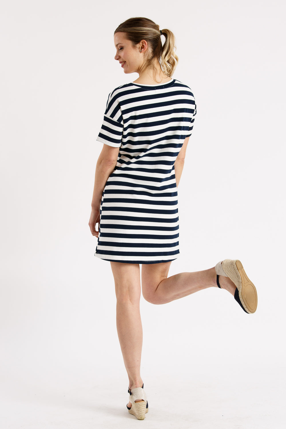 Vestido listrado marinho