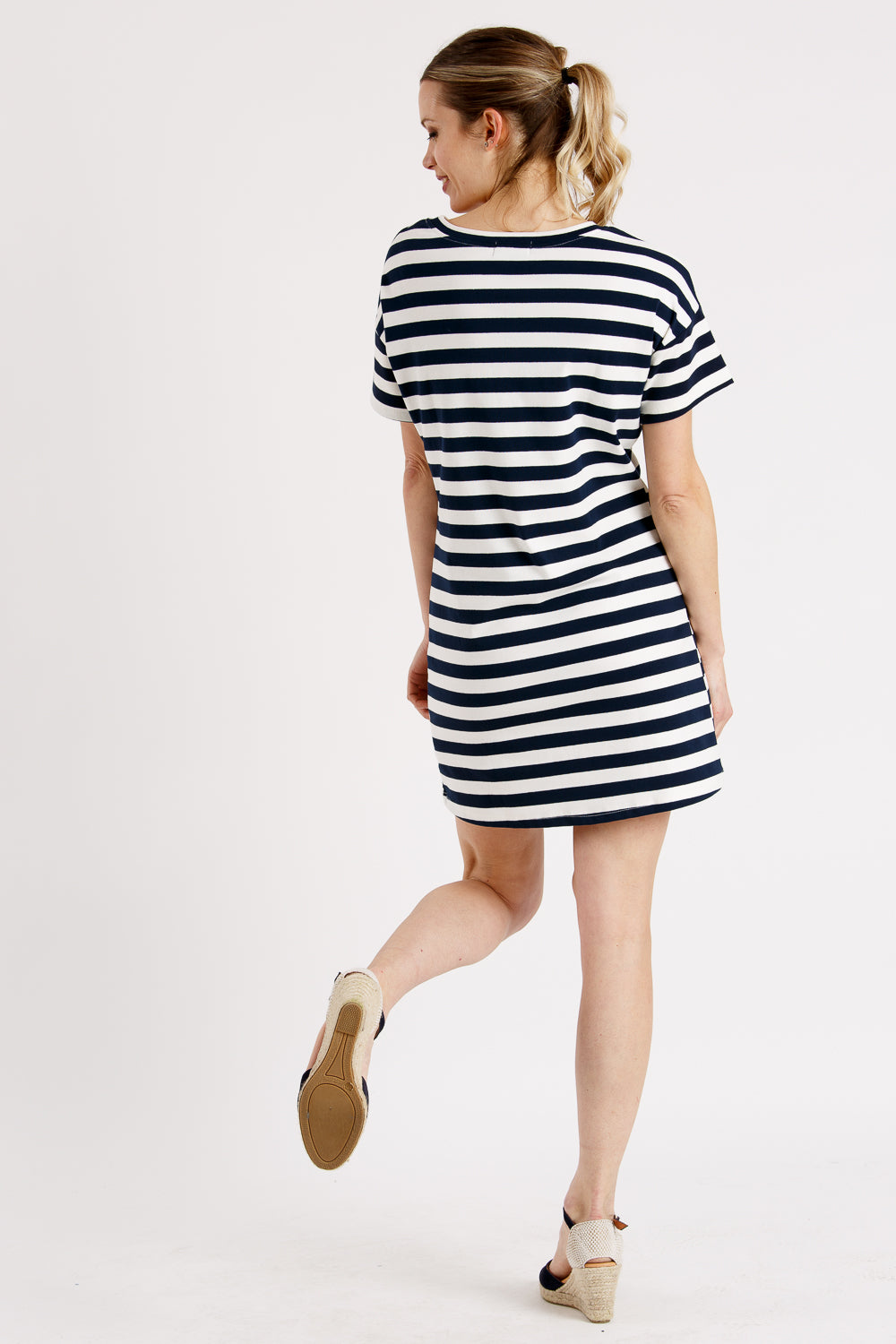 Vestido listrado marinho