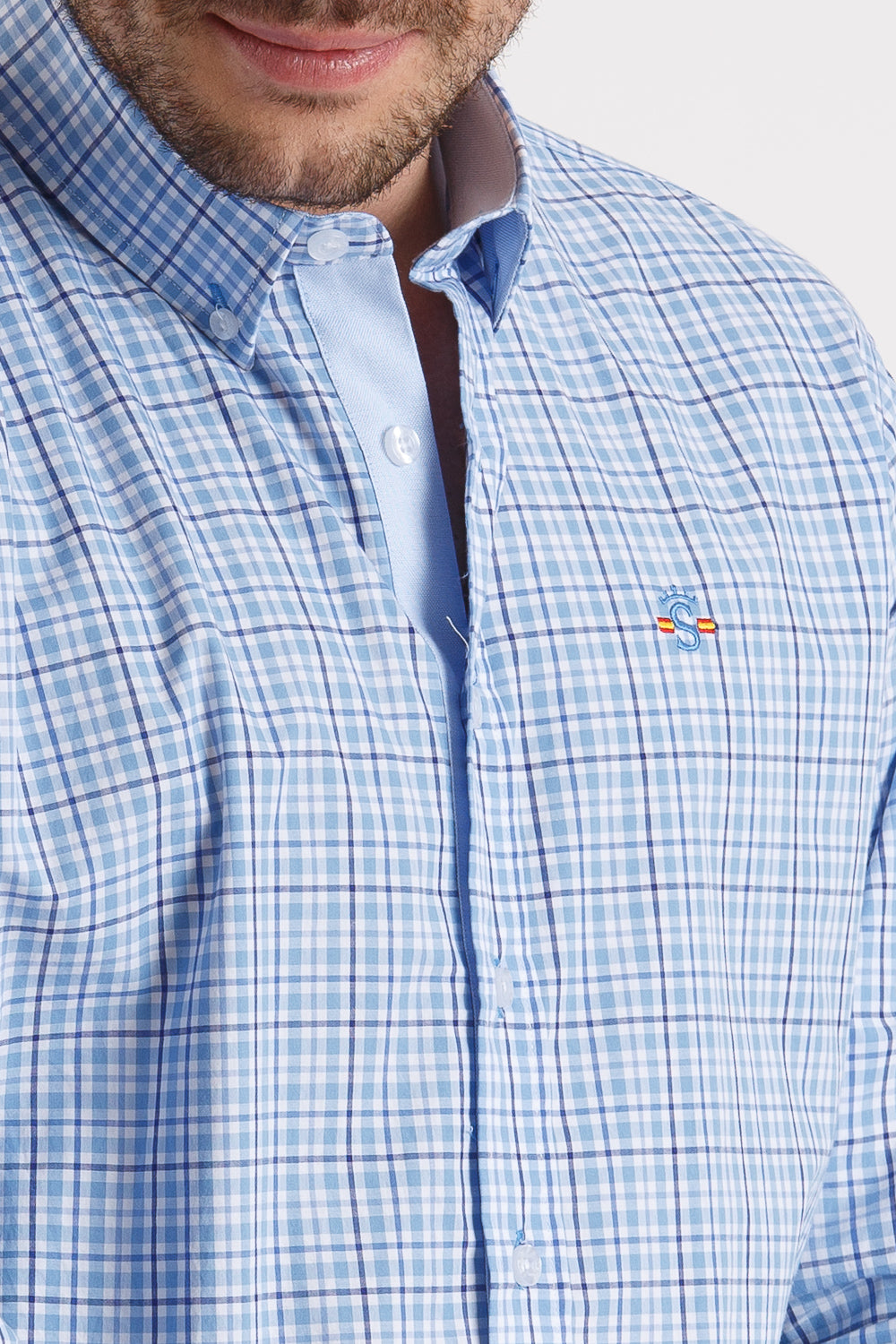 Camisa xadrez azul clara