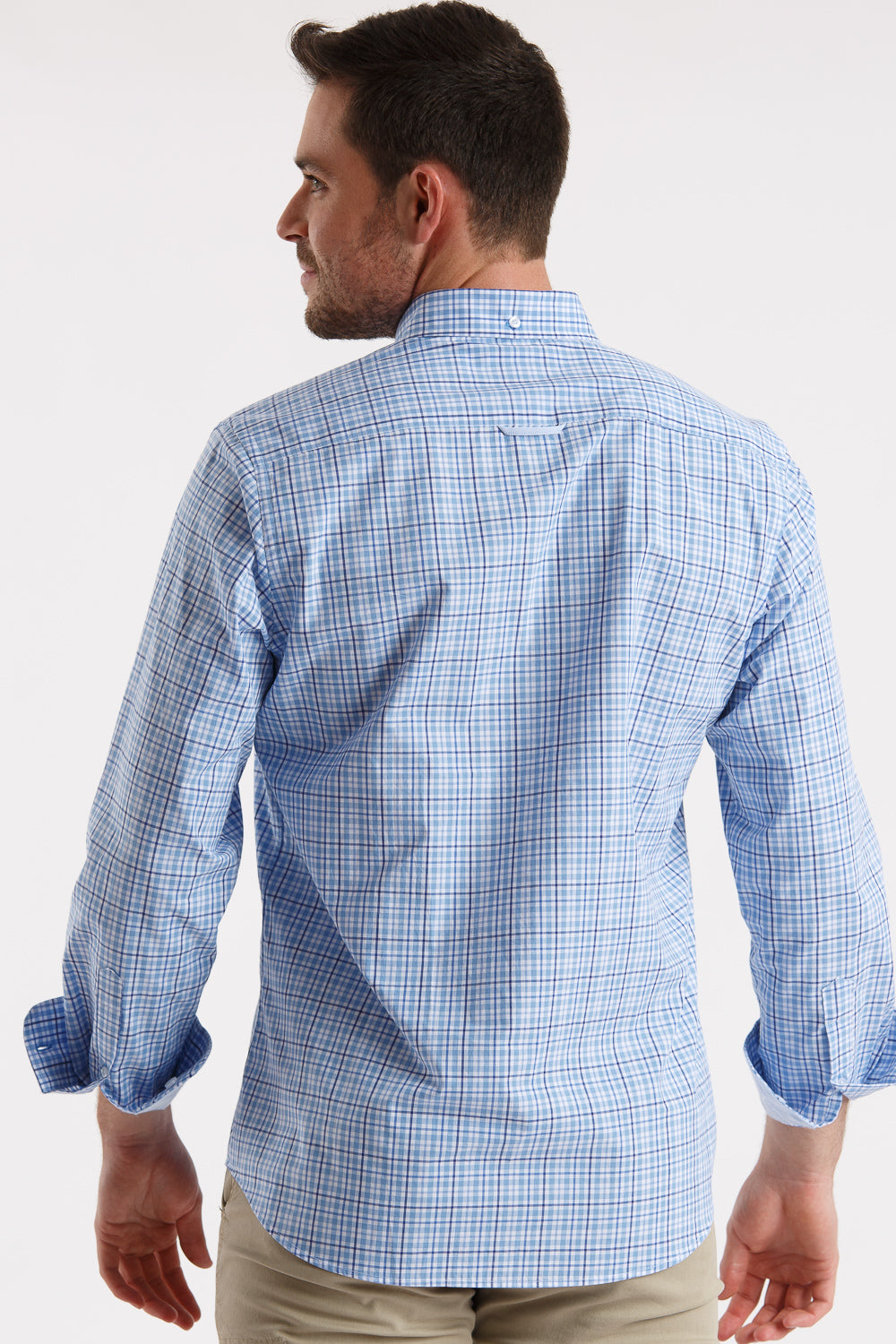 Camisa xadrez azul clara