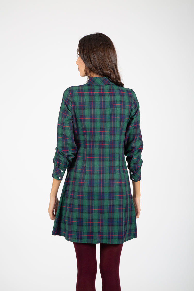Vestido camisa verde com babados