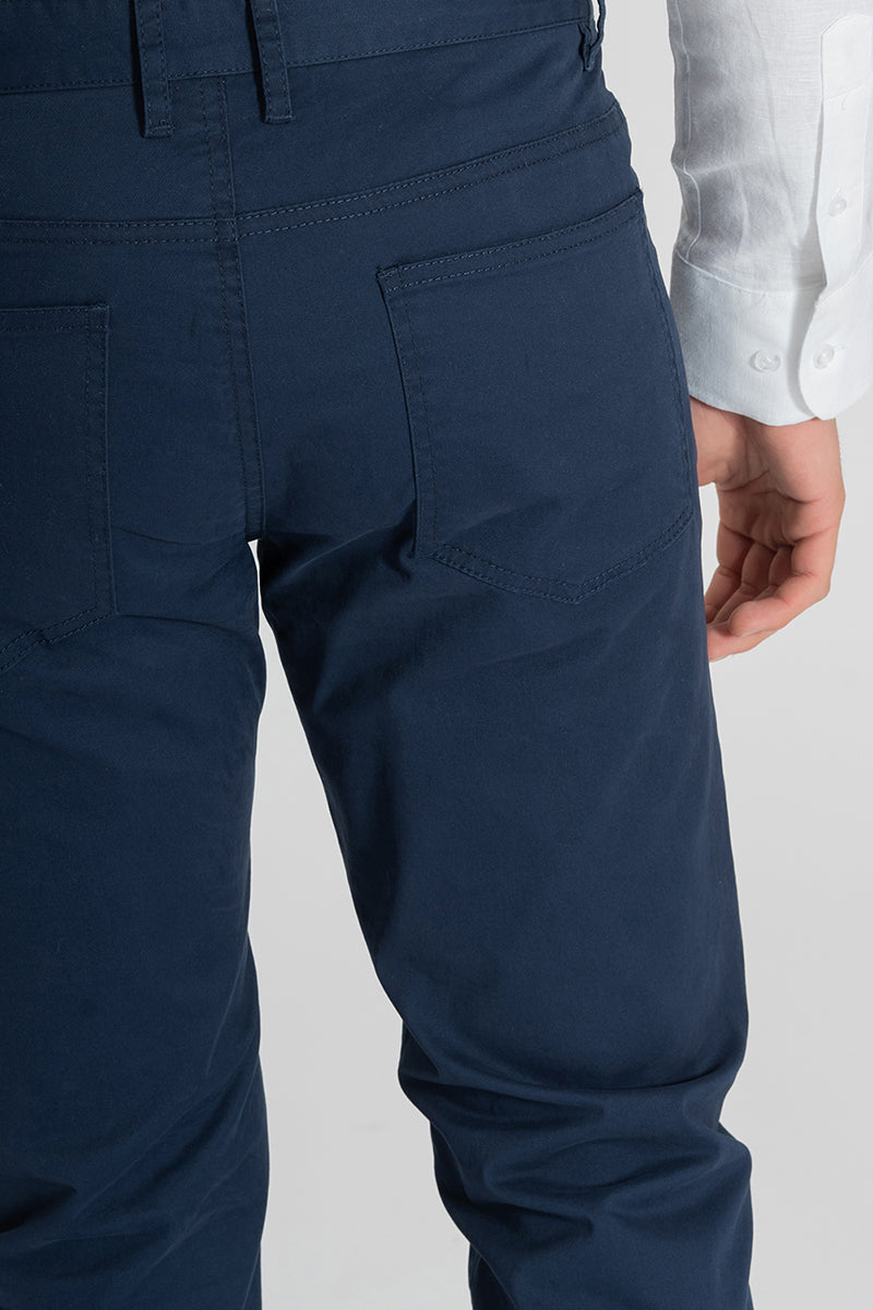 Calça azul marinho com 5 bolsos