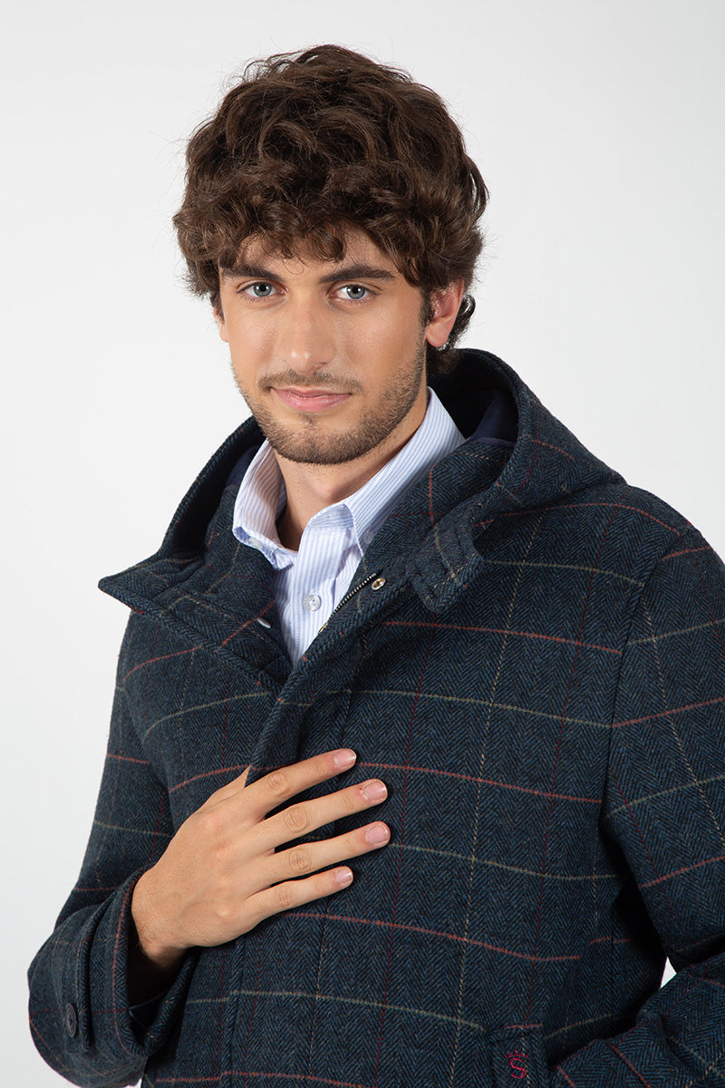 Navy jacket made of neoprene cloth