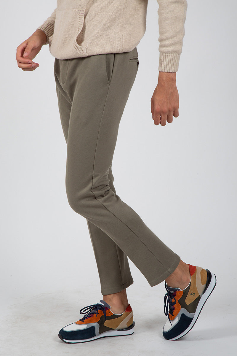 Pantalón verde elástico