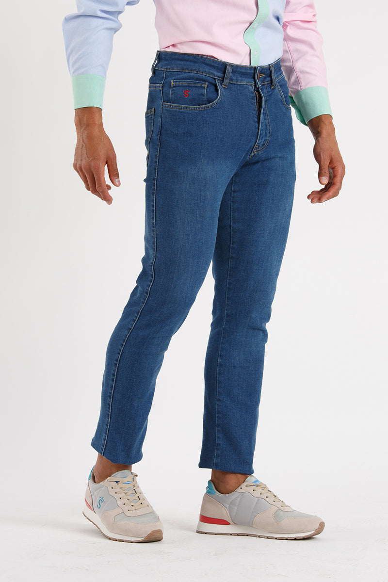 Pantalon bleu moyen