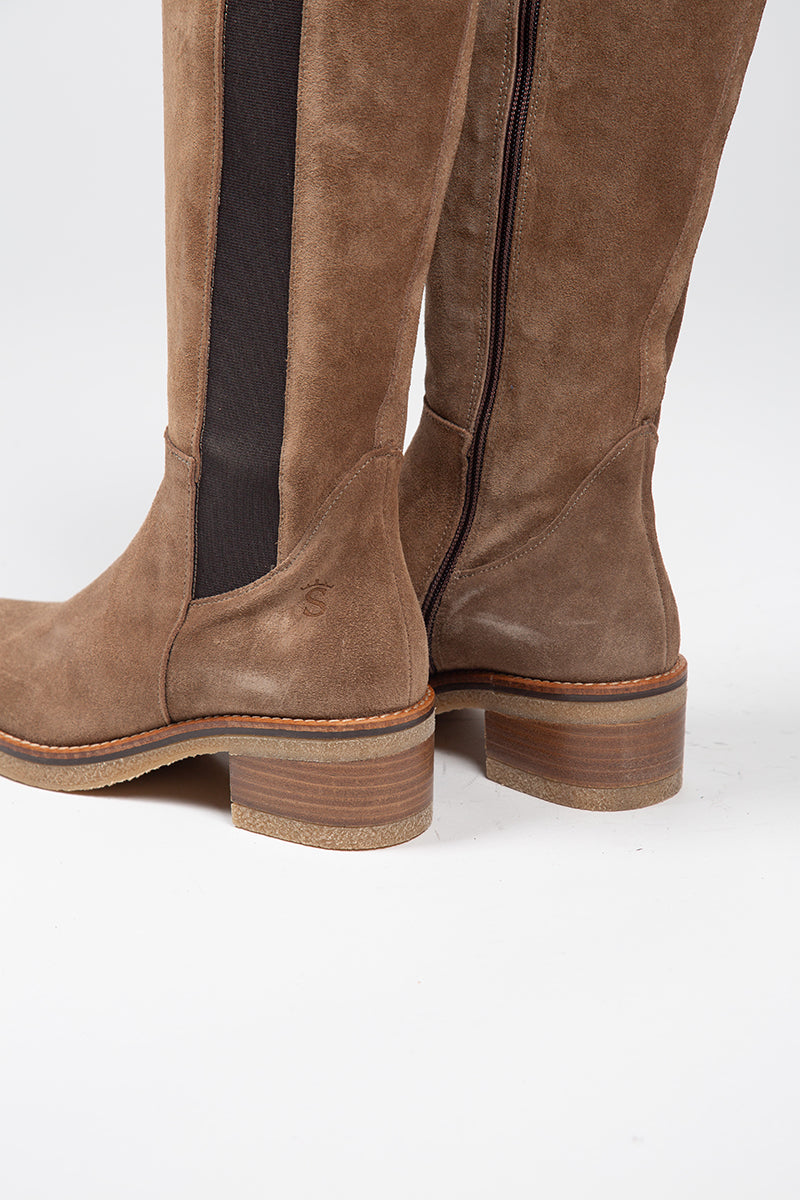 Taupe elastic boot