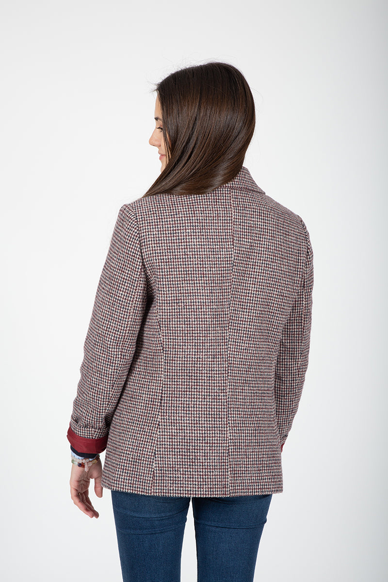 Americana cuadros camel granate