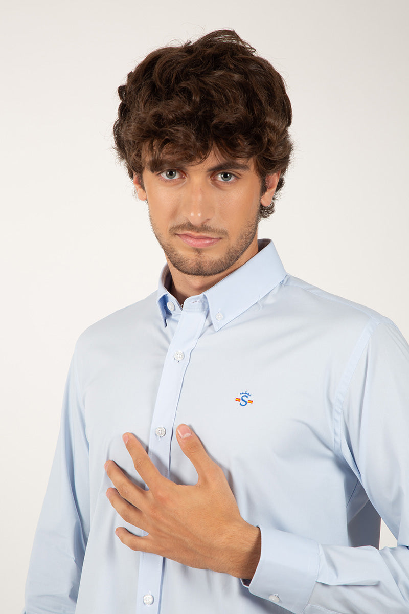 Chemise bleu clair