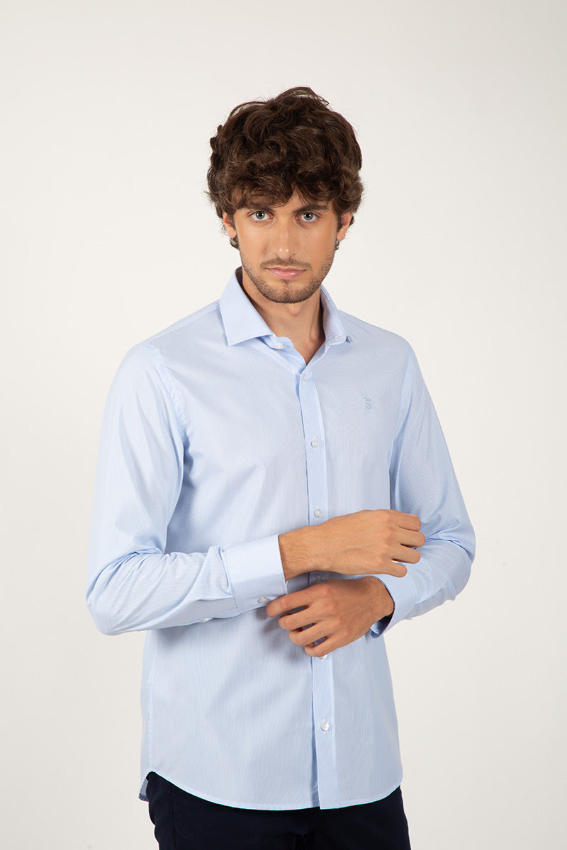 Chemise col italien bleu clair